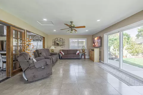 43754 Sentry Ln, Lancaster, CA 93536 photo 27