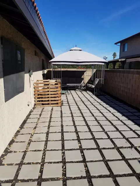 43746 Mona St, Lancaster, CA 93535 photo 5