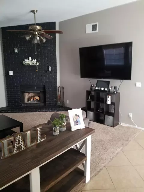 43746 Mona St, Lancaster, CA 93535 photo 9