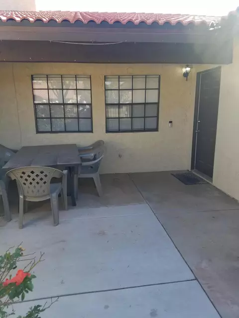 43746 Mona St, Lancaster, CA 93535 photo 3