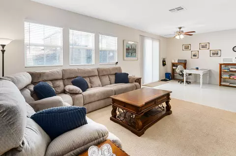 37514 Ruby Red Ln, Palmdale, CA 93551 photo 7