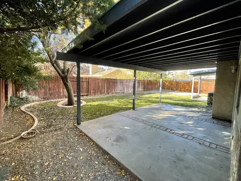 45139 Roberto Ct N, Lancaster, CA 93535 photo 14