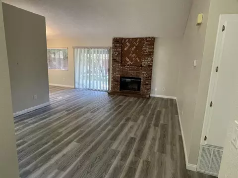 45139 Roberto Ct N, Lancaster, CA 93535 photo 3