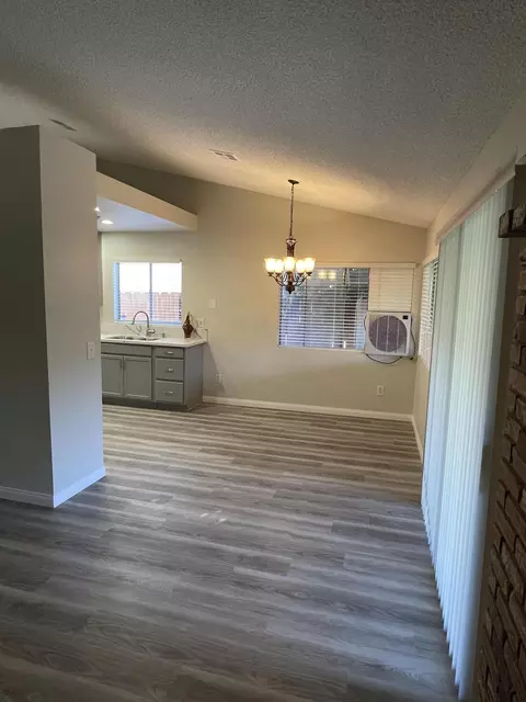 45139 Roberto Ct N, Lancaster, CA 93535 photo 4