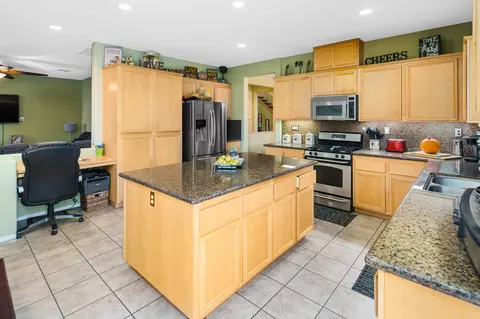 43246 Carpenter Dr, Lancaster, CA 93535 photo 13