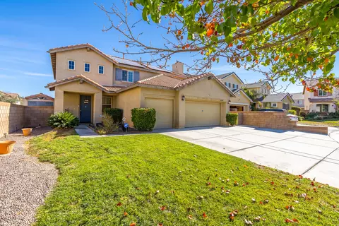 43246 Carpenter Dr, Lancaster, CA 93535 photo 1