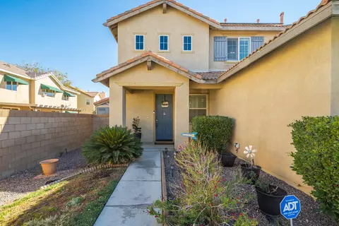 43246 Carpenter Dr, Lancaster, CA 93535 photo 3