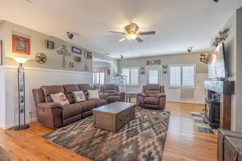 14705 Lancaster Rd, Lancaster, CA 93536 photo 11