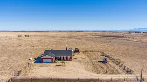 14705 Lancaster Rd, Lancaster, CA 93536 photo 35