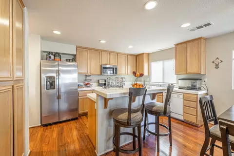45302 Robinson Dr, Lancaster, CA 93535 photo 12