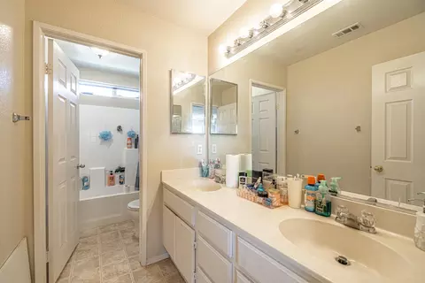 45302 Robinson Dr, Lancaster, CA 93535 photo 20