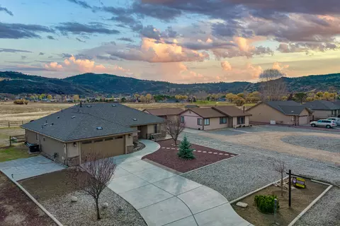 29412 Fawn Way, Tehachapi, CA 93561 photo 4