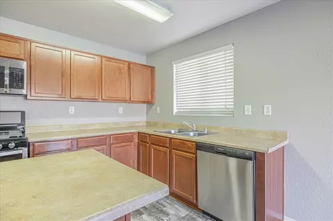 43060 33rd St E, Lancaster, CA 93535 photo 9