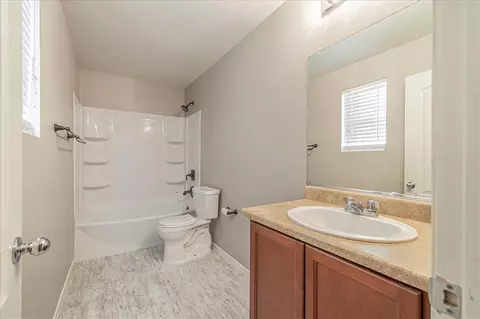 43060 33rd St E, Lancaster, CA 93535 photo 12