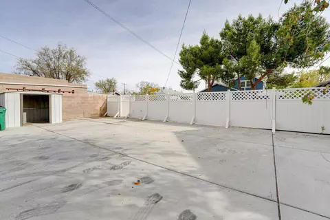 44639 Cedar Ave, Lancaster, CA 93534 photo 43