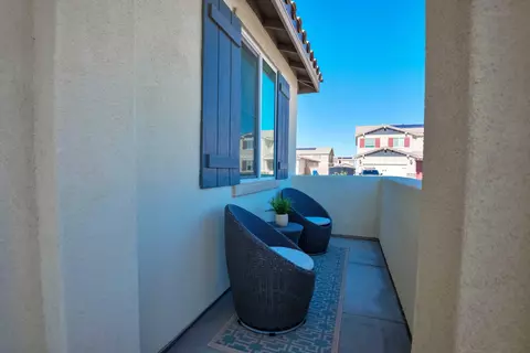 45063 Marbella St, Lancaster, CA 93536 photo 8