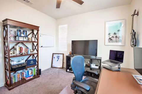 45063 Marbella St, Lancaster, CA 93536 photo 32