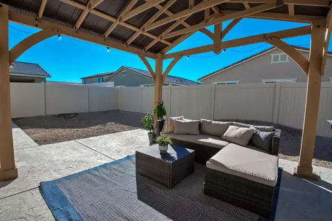 45063 Marbella St, Lancaster, CA 93536 photo 38