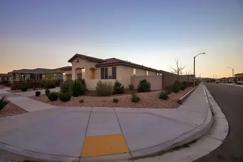 45063 Marbella St, Lancaster, CA 93536 photo 59
