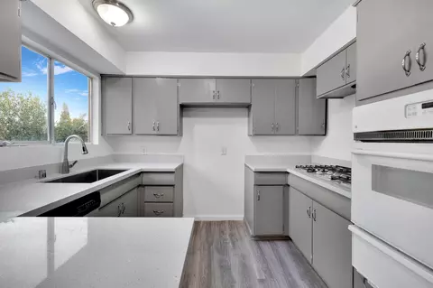 2829 Benito Ave, Mojave, CA 93501 photo 8