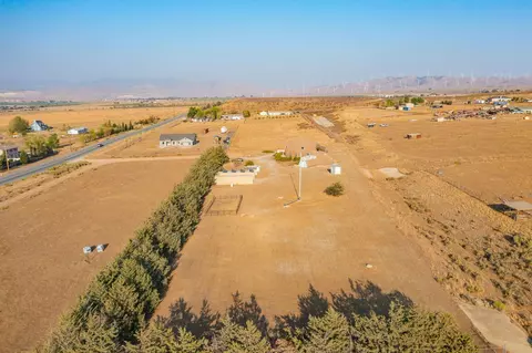 19901 Crow Ct, Tehachapi, CA 93561 photo 44