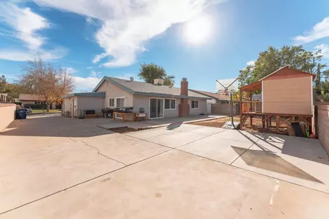 37911 28th St E, Palmdale, CA 93550 photo 22
