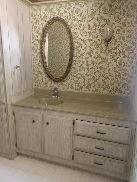 2550 Ave I E # 8, Lancaster, CA 93535 photo 8