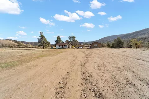 24936 Banducci Rd, Tehachapi, CA 93561 photo 7