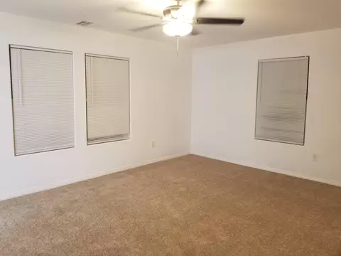 44902 3rd St E, Lancaster, CA 93535 photo 7