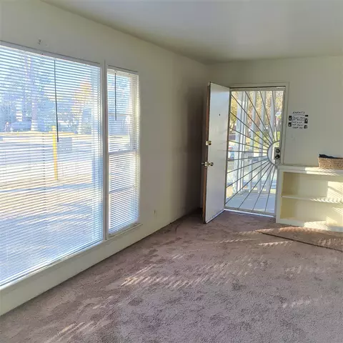 44974 Kingtree Ave, Lancaster, CA 93534 photo 10