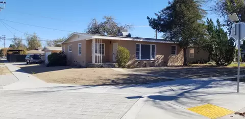 44974 Kingtree Ave, Lancaster, CA 93534 photo 2