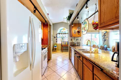 1317 Ave K4 E, Lancaster, CA 93535 photo 13