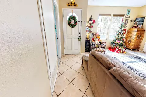 1317 Ave K4 E, Lancaster, CA 93535 photo 4