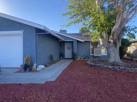 2944 Casamia, Palmdale, CA 93550 photo 1