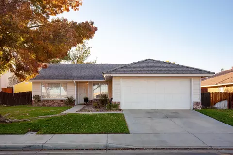 43941 30th St E, Lancaster, CA 93535 photo 1