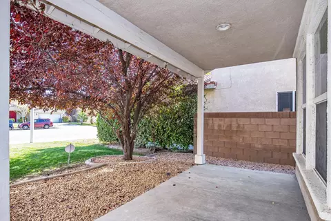 43359 Sunny Ln, Lancaster, CA 93536 photo 3