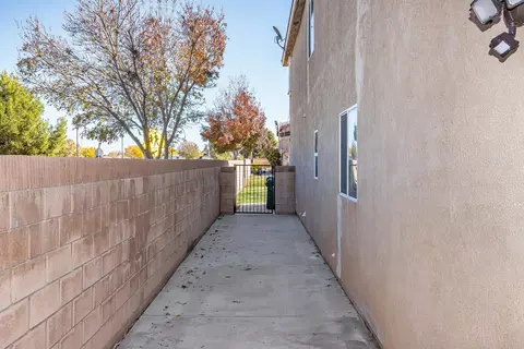 43359 Sunny Ln, Lancaster, CA 93536 photo 29