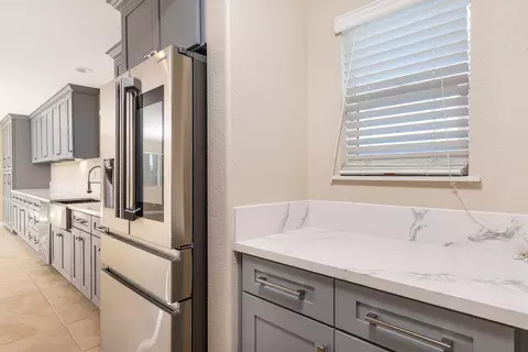 43359 Sunny Ln, Lancaster, CA 93536 photo 13