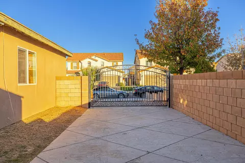 44329 Blazing Star St, Lancaster, CA 93536 photo 29