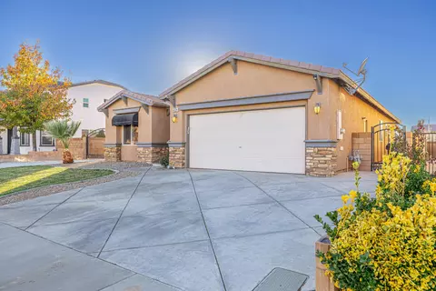 44329 Blazing Star St, Lancaster, CA 93536 photo 3