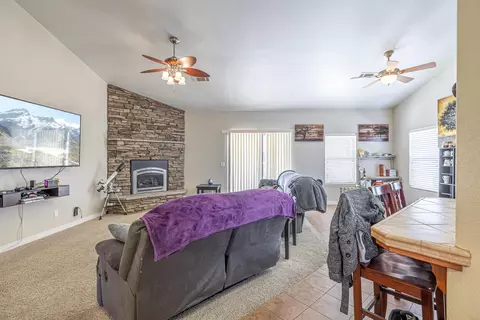 28220 Preakness Dr, Tehachapi, CA 93561 photo 3