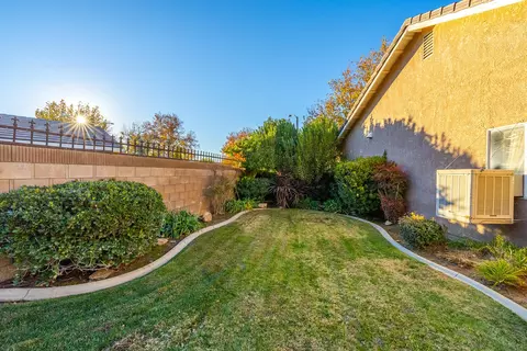 44816 Fenhold St, Lancaster, CA 93535 photo 34