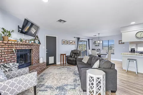 21109 Oakmount Ct, Tehachapi, CA 93561 photo 7