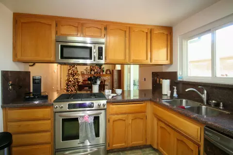 17711 Tanforan Dr, Tehachapi, CA 93561 photo 5