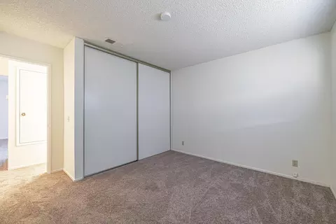 6852 Sage Brush Ave, Lancaster, CA 93536 photo 9