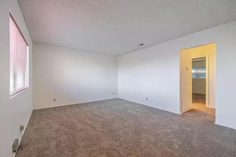 6852 Sage Brush Ave, Lancaster, CA 93536 photo 3
