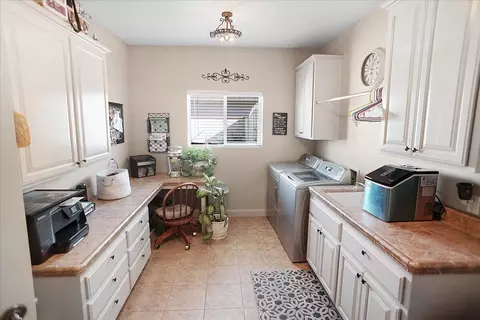 407 Mesquite Dr, Tehachapi, CA 93561 photo 16