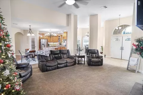 407 Mesquite Dr, Tehachapi, CA 93561 photo 12
