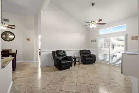 41306 Sequoia Ave, Palmdale, CA 93551 photo 8