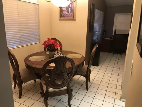 2341 Lightcap St E, Lancaster, CA 93535 photo 5